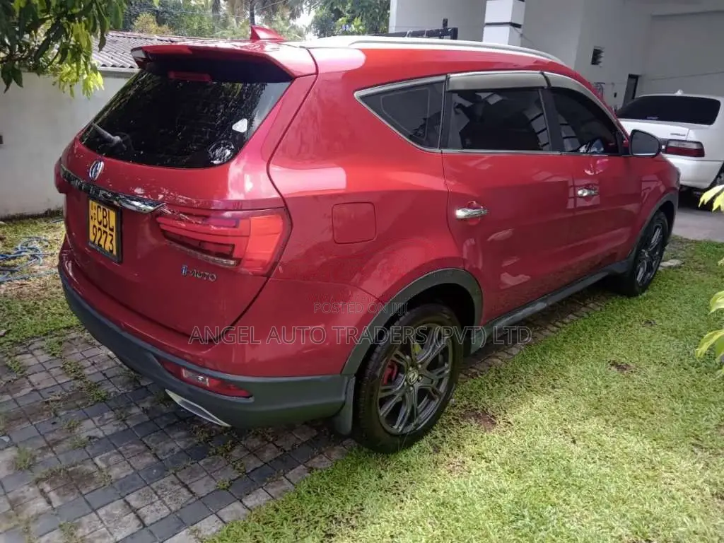 DFSK Glory I-Auto 2021 SUV (Used)