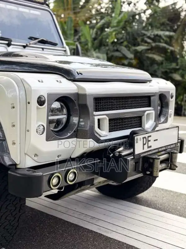 Land-Rover Defender 2.2 Puma 2008 SUV (Used)