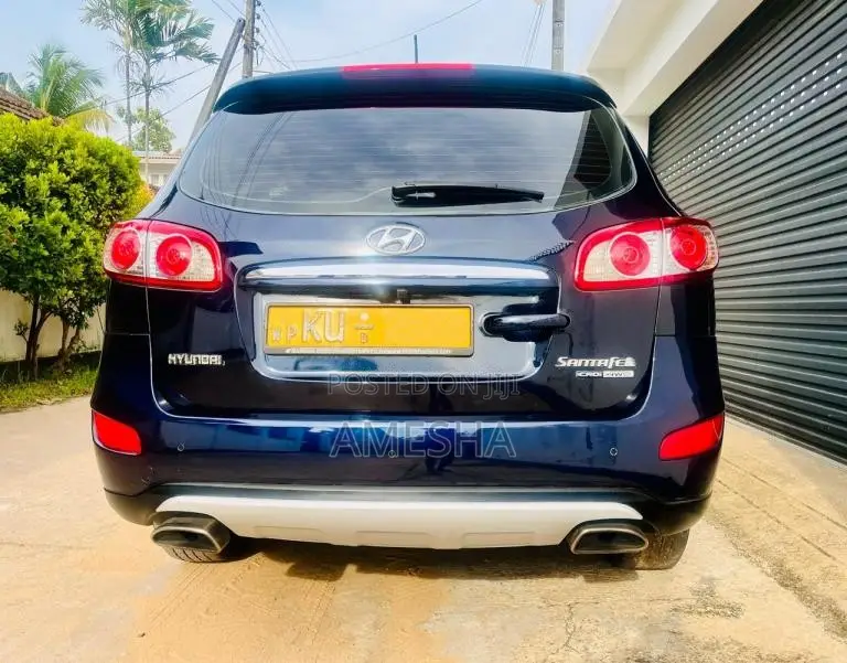 Hyundai Santa Fe 2012 SUV (Used)