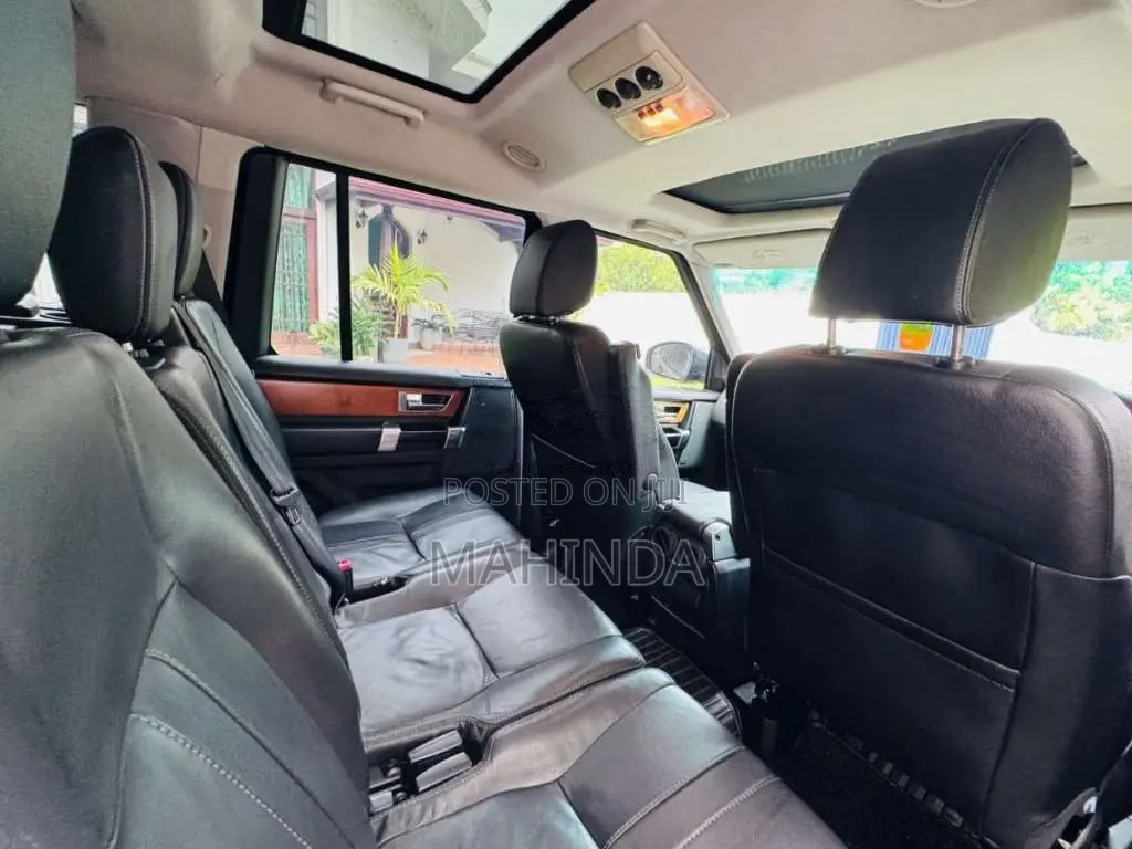 Land-Rover Discovery 4 2014 SUV (Used)