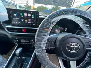 Toyota Raize Z BSM 2025 SUV Unregistered (Recondition)