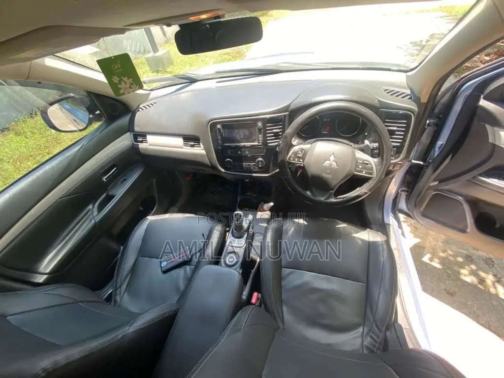 Mitsubishi Outlander 2014 SUV (Used)