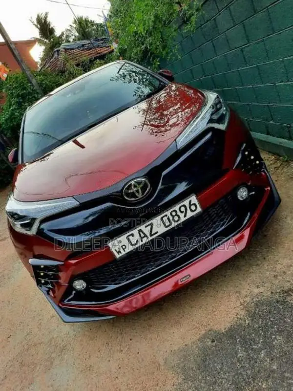 Toyota CHR 2017 SUV (Used)