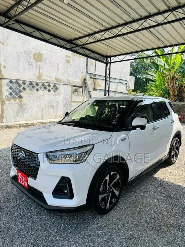Daihatsu Rocky PREMIUM G Hybrid 2024 SUV Unregistered (Recondition)