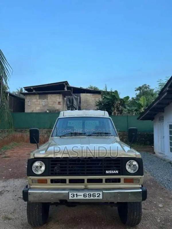 Nissan Patrol 1981 SUV (Used)