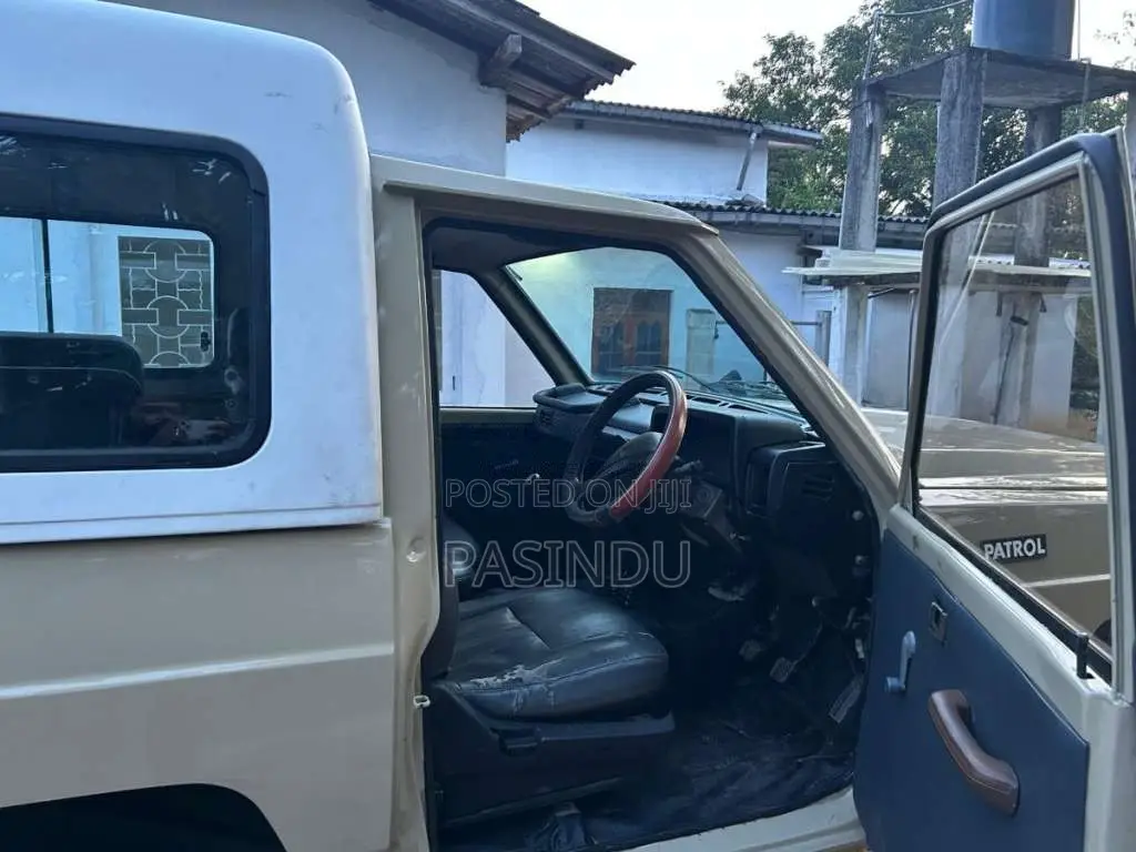 Nissan Patrol 1981 SUV (Used)