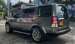 Land-Rover Discovery 4 2011 SUV (Used)