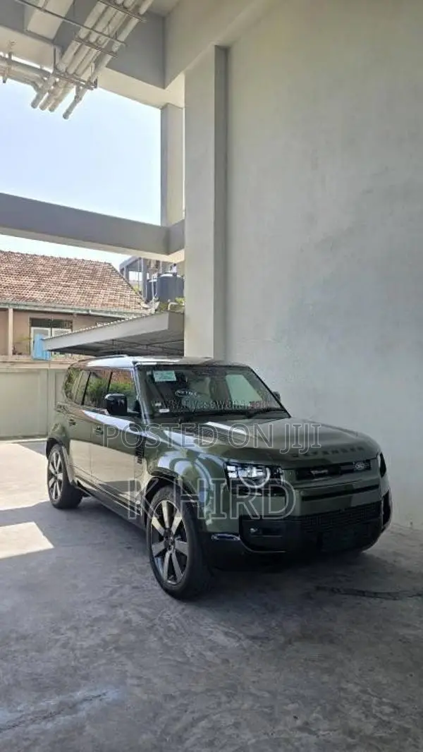 Land-Rover Defender P300e X Dynamic HSE 2026 SUV Brand New