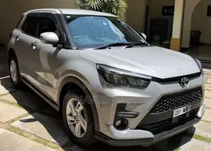 Toyota Raize 2025 SUV (Used)