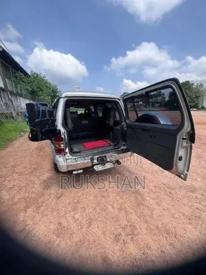 Mitsubishi Pajero Intercooler 2800 CC Turbo 4M40 1995 SUV (Used)