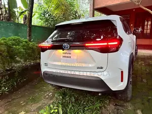 Toyota Yaris Cross 2023 SUV (Used)