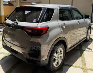 Toyota Raize 2025 SUV (Used)