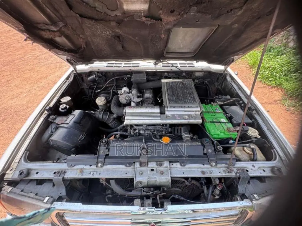 Mitsubishi Pajero Intercooler 2800 CC Turbo 4M40 1995 SUV (Used)