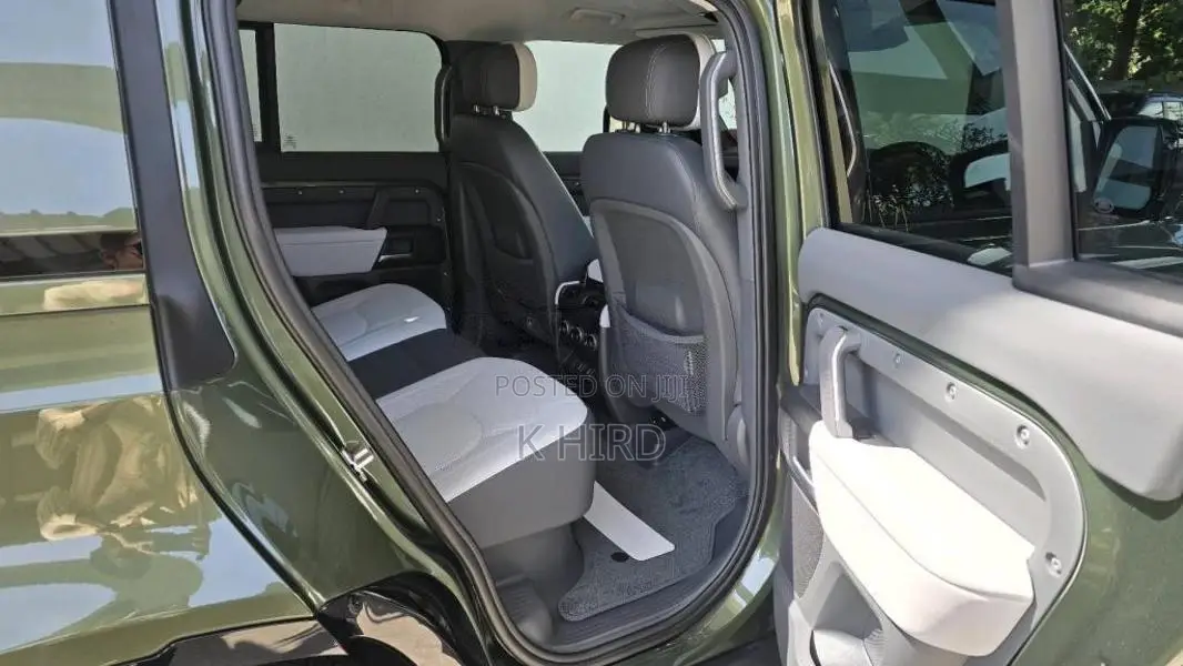 Land-Rover Defender P300e X Dynamic HSE 2026 SUV Brand New