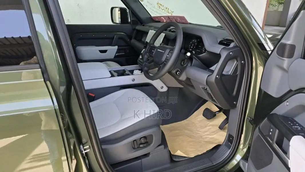 Land-Rover Defender P300e X Dynamic HSE 2026 SUV Brand New