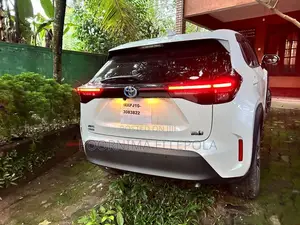 Toyota Yaris Cross 2023 SUV (Used)