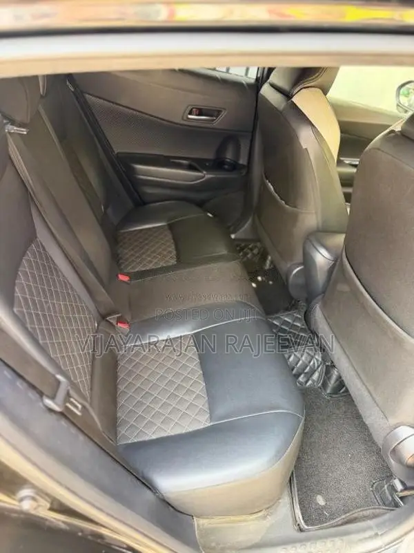 Toyota CHR NGX 10 2020 SUV (Used)