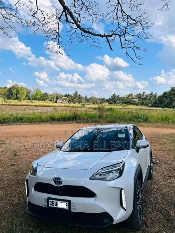 Toyota Yaris Cross 2023 SUV (Used)