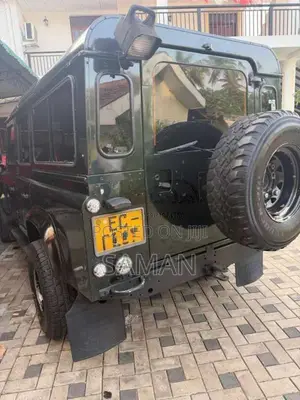 Land-Rover Defender 1995 SUV (Used)
