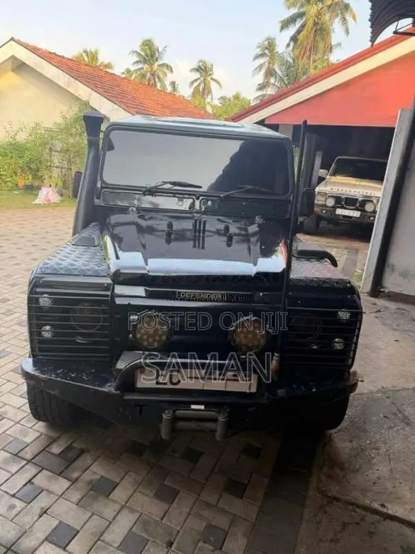 Land-Rover Defender 1995 SUV (Used)