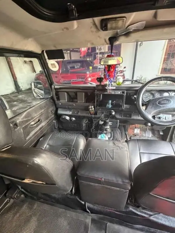 Land-Rover Defender 1995 SUV (Used)