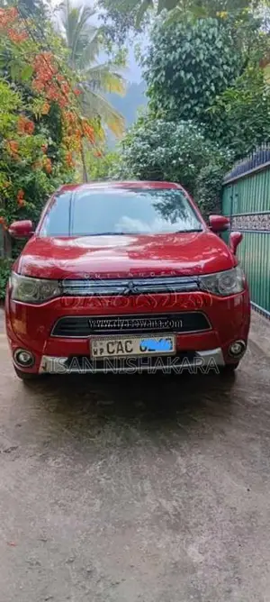 Mitsubishi Outlander 2014 SUV (Used)
