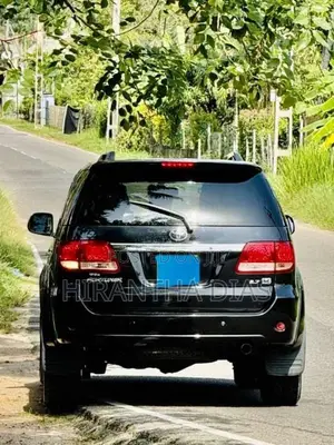 Toyota Fortuner 2007 SUV (Used)