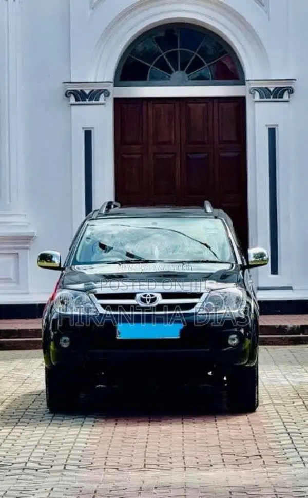 Toyota Fortuner 2007 SUV (Used)