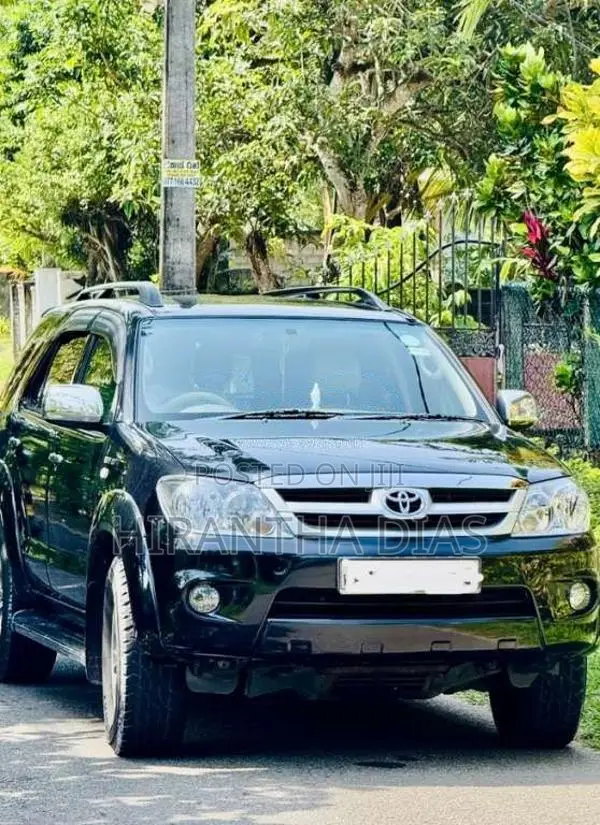 Toyota Fortuner 2007 SUV (Used)