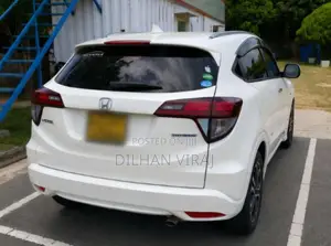 Honda Vezel 2015 SUV (Used)