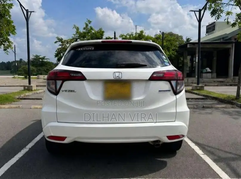 Honda Vezel 2015 SUV (Used)