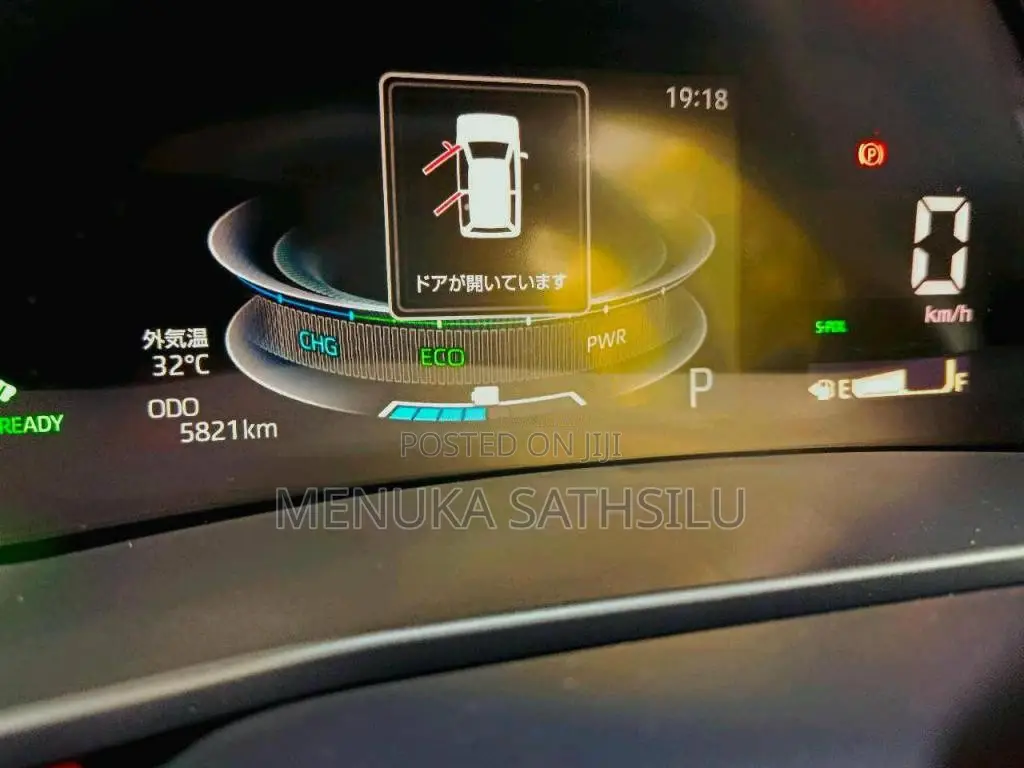 Toyota Raize 2025 SUV (Used)