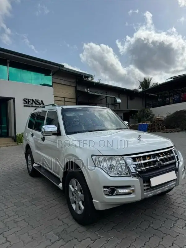 Mitsubishi Montero 2017 SUV (Used)