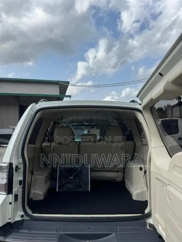 Mitsubishi Montero 2017 SUV (Used)