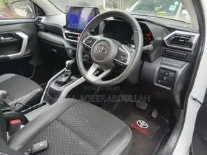 Toyota Raize Turbo 2025 SUV (Used)