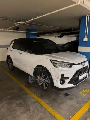 Toyota Raize 2024 SUV (Used)