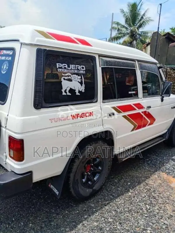 Mitsubishi Pajero 1990 SUV (Used)