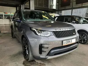 Land-Rover Discovery 2019 SUV (Used)
