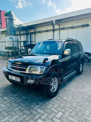 Mitsubishi Montero 2003 SUV (Used)