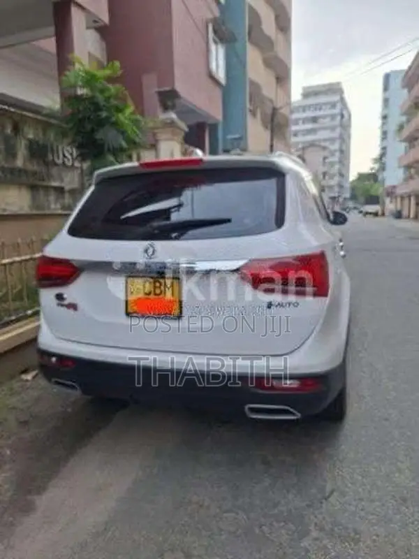 DFSK Glory I-Auto 2022 SUV (Used)