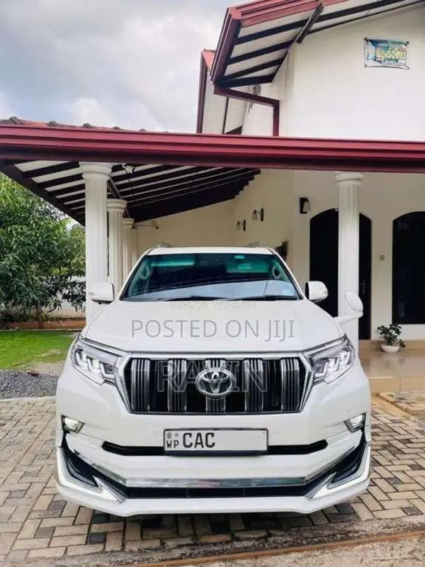 Toyota Land Cruiser Prado 150 2012 SUV (Used)