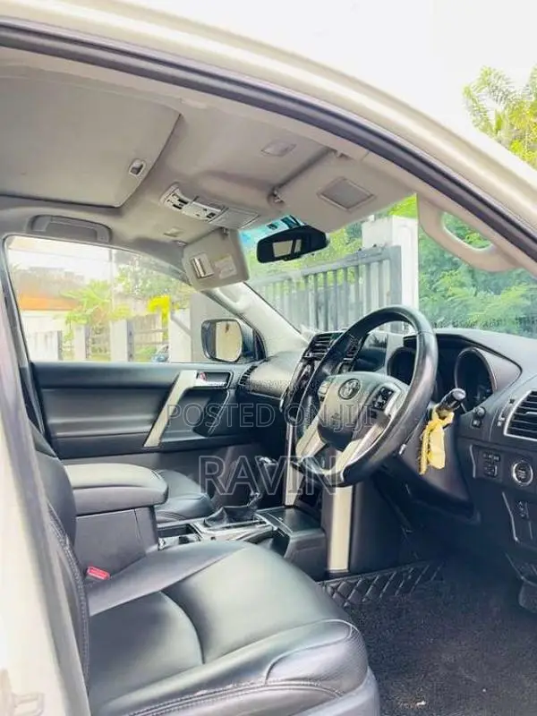 Toyota Land Cruiser Prado 150 2012 SUV (Used)