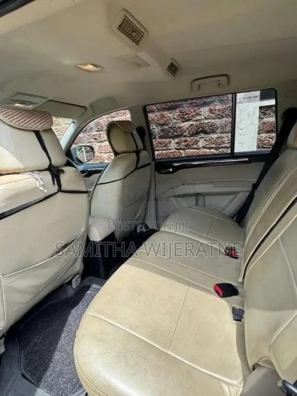 Mitsubishi Montero Sport 2011 SUV (Used)