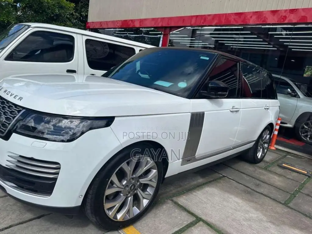 Range-Rover P400 2018 SUV (Used)