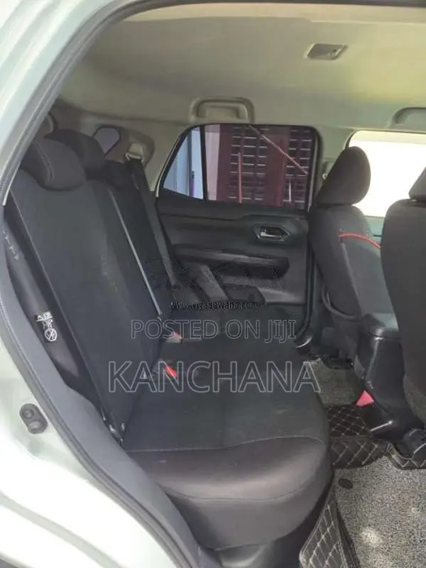 Toyota Raize 2023 SUV (Used)