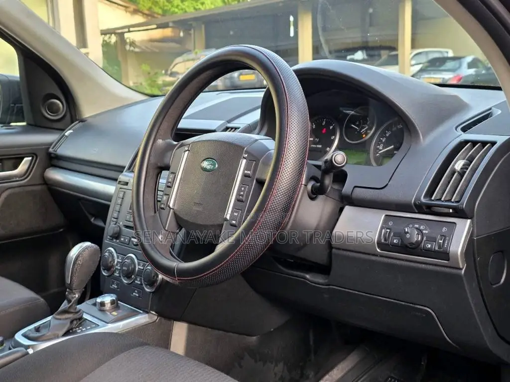 Land-Rover Freelander 2 SD4 GS 2012 SUV (Used)