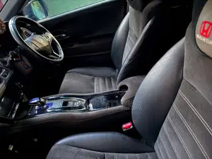 Honda Vezel 2017 SUV (Used)