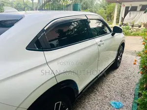 Honda Vezel 2025 SUV (Used)