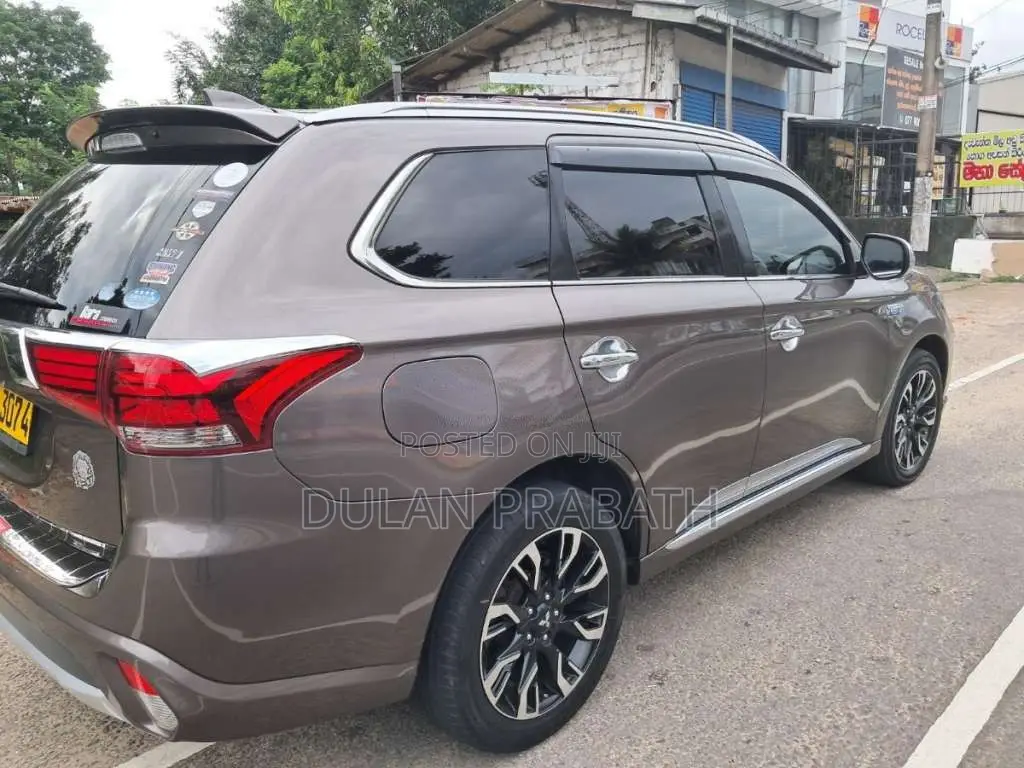 Mitsubishi Outlander 2015 SUV (Used)