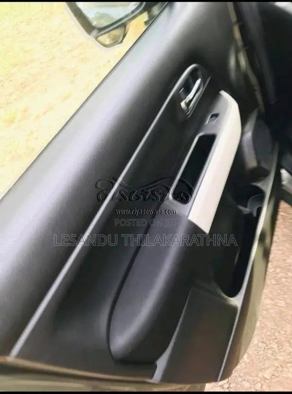 Suzuki Xbee 2024 SUV (Used)